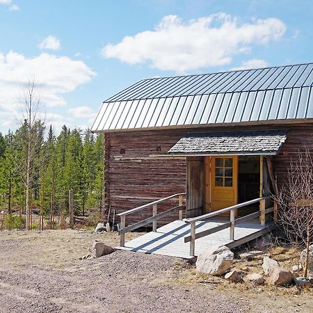 Mittjas Vallen Timber Lodge & Cabins Edsbyn エクステリア 写真